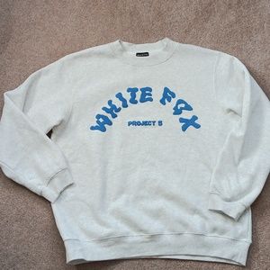 White fox sweatshirt